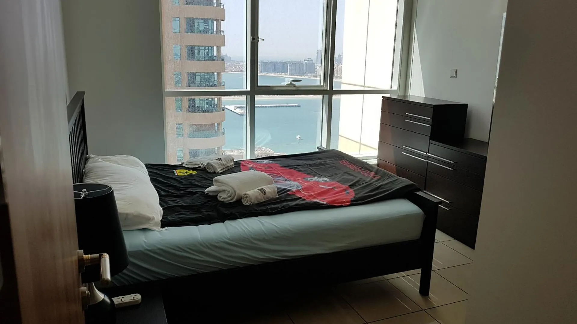 Dubai Marina Amazing Room & Sea View 0*,  United Arab Emirates